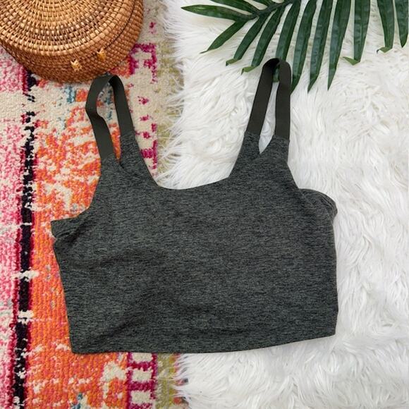 Offline by Aerie Green Long Line Recharge Least Support Sports Bra Workout Small - Picture 1 of 6